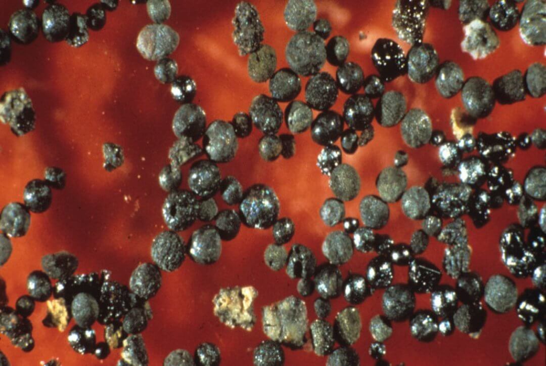 Tiny Meteorites Suggest Ancient Earth Was Rich In Carbon Dioxide