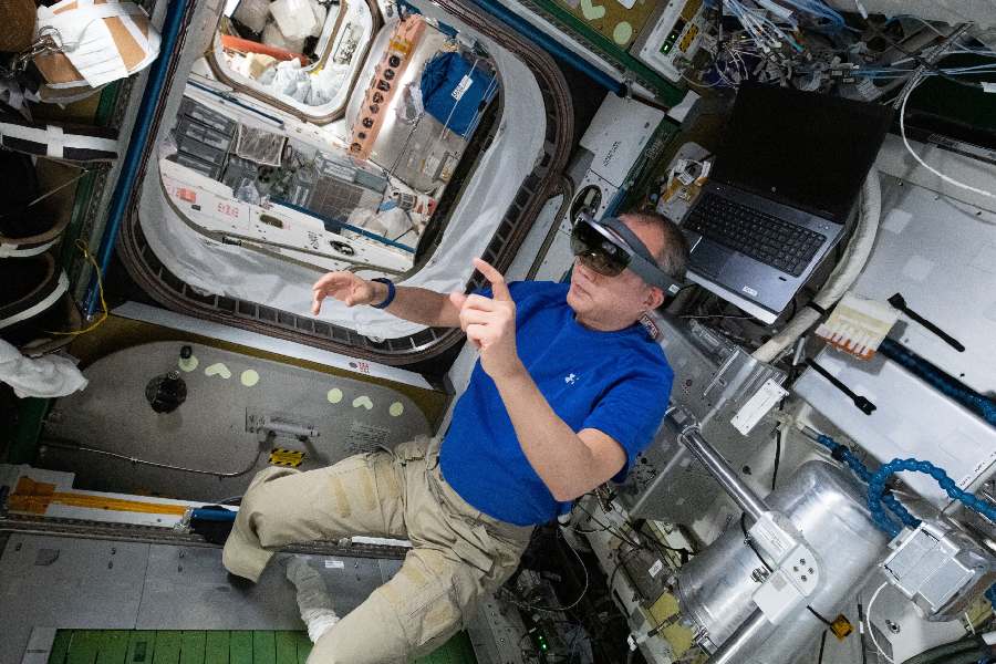 Astronauts using augmented reality to fix ISS equipment